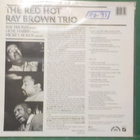 RAY BROWN TRIO - THE RED HOT RAY BROWN TRIO M-/M- LP - pikkukuva 2