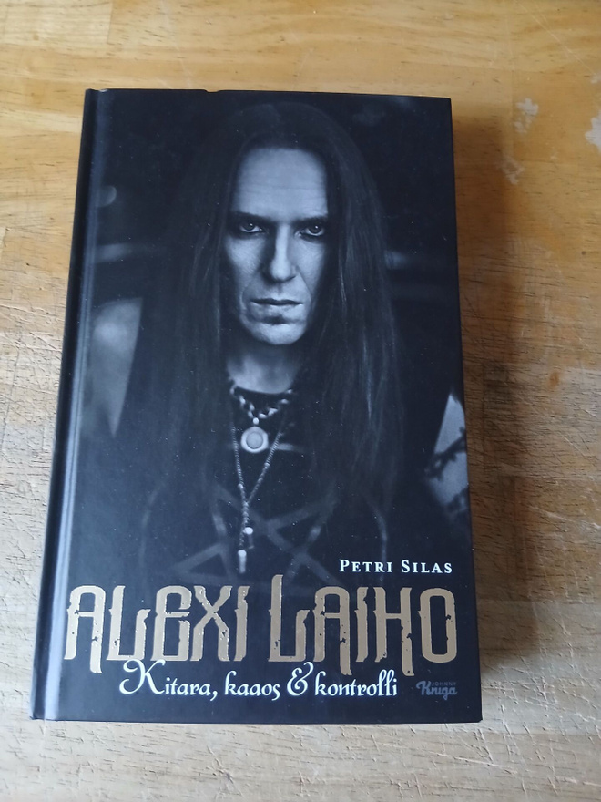 Alexi Laiho Kitara, kaaos & kontrolli