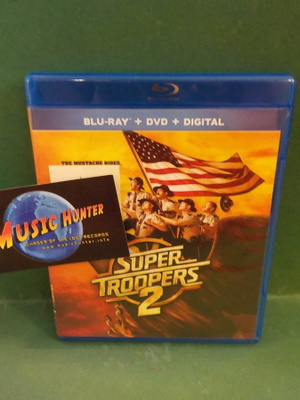 SUPER TROOPERS 2 UUSI BLU-RAY + DVD (W)