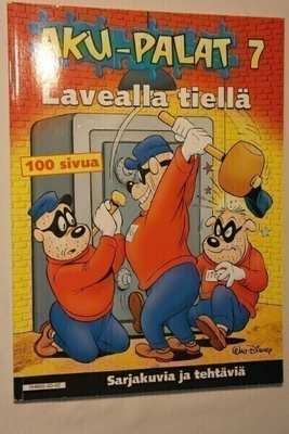 Aku Palat 7. Lavealla tiellä.
