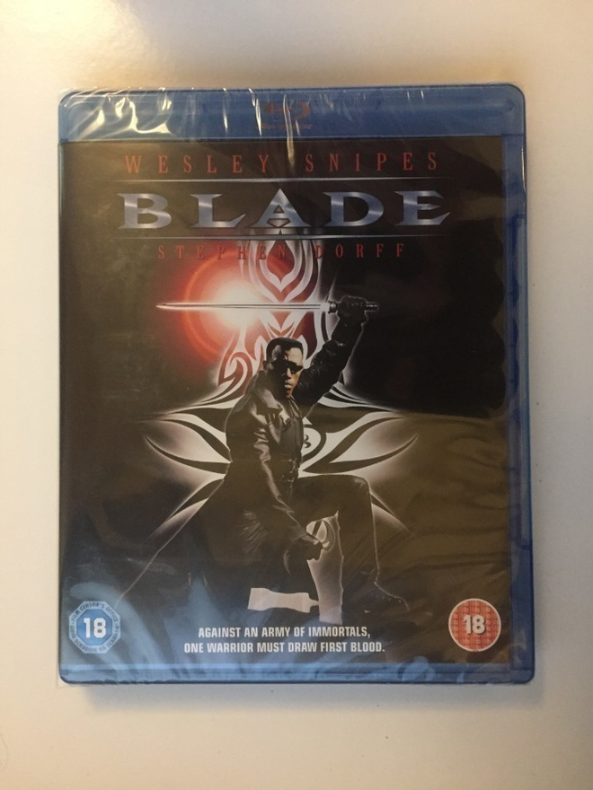Blade (Blu-ray) Wesley Snipes ja Stephen Dorff (1998) UUSI