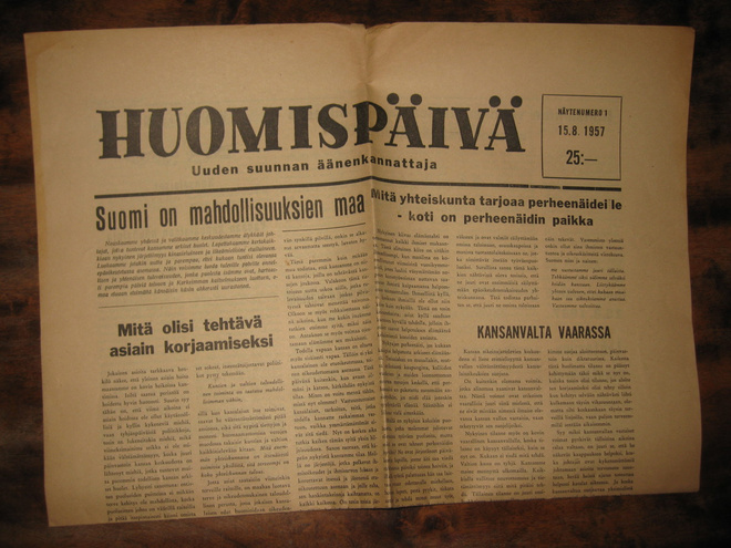 Sanomalehti  Huomispäivä 15.8.1957 , näytenumero