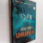 Adam Fawer : Uhkapeliä - pikkukuva 1