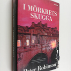 Peter Robinson : I mörkrets skugga - pikkukuva 1