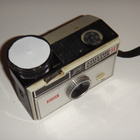 vanha VIETERIVETOINEN KODAK INSTAMATIC 154 CAMERA - pikkukuva 1