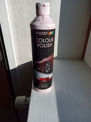 Motip auto värivaha, tummanpunainen.