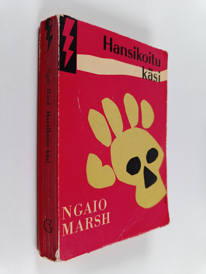 Ngaio Marsh : Hansikoitu käsi