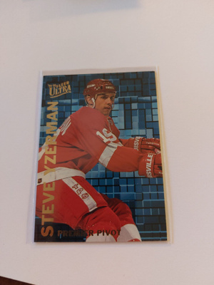 1994-95 Ultra Premier Pivots #10 Steve Yzerman
