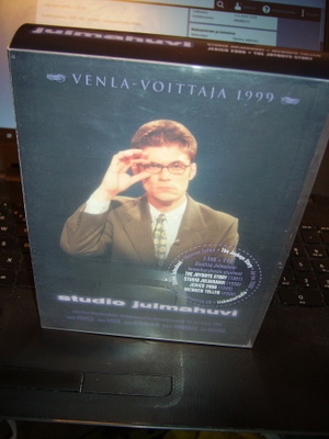 3DVD + CD : STUDIO JULMAHUVI ( sis. postikulun ! )