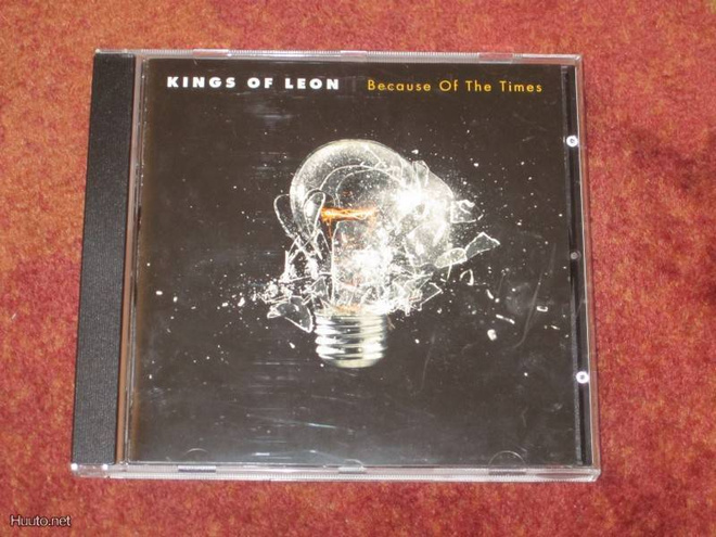 KINGS OF LEON - BECAUSE OF THE TIMES CD
