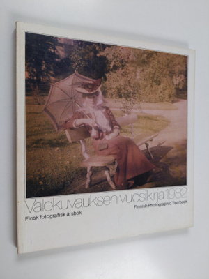 Valokuvauksen vuosikirja 1982