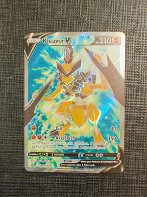 Kleavor V SWSH248 Premium Collection Black Star Promo