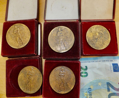 5 vANHAA Palkinto Mitalia TUL 1925-1929 Alkup Rasiat