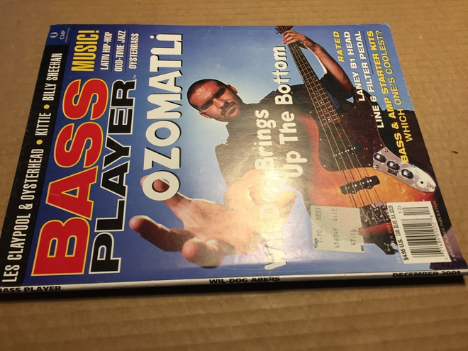 BASS PLAYER MAGAZINE 12/2001 HYVÄ