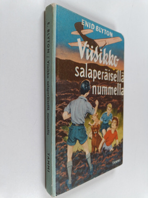 Enid Blyton : Viisikko salaperäisellä nummella