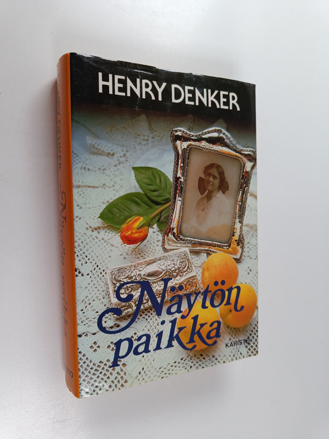 Henry Denker : Näytön paikka