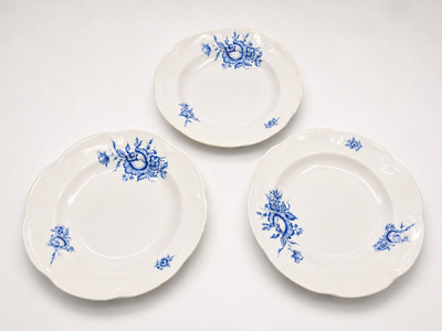 Arabia Kolme Ruusua lautaset 23,5 cm – 3 kpl