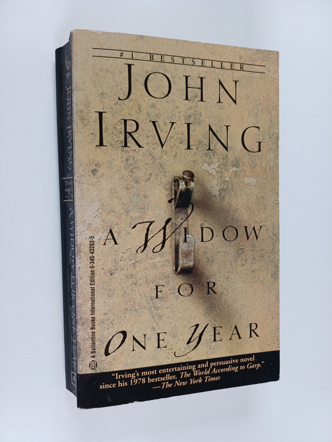 John Irving : A Widow of One Year