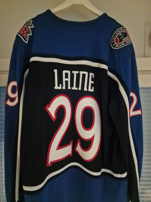 Patrik Laine Columbus pelipaita