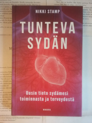 Nikki Stamp - Tunteva sydän (sid.)