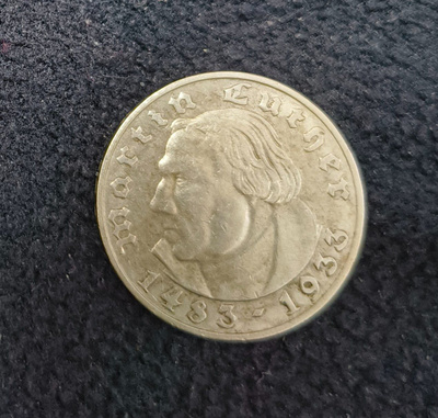Natsikolikko 2 reichsmark Martin Luther, hopeaa