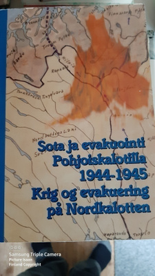 SOTA JA EVAKUOINNIT POHJOISKALOTILLA 1944-1045 KRIG OG ...
