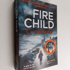 S. K. Tremayne : The fire child - pikkukuva 1