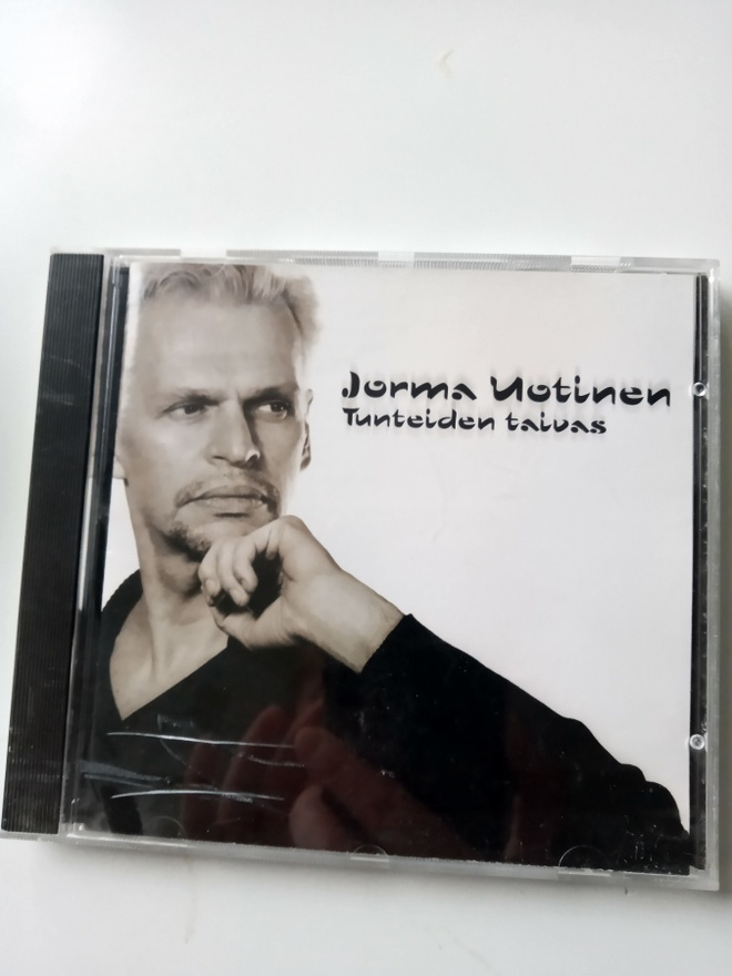 CD Jorma Uotinen – Tunteiden Taivas  ( Sis.postikulut )