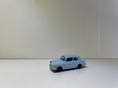 Lesney Ford Anglia leluauto 60-luvulta