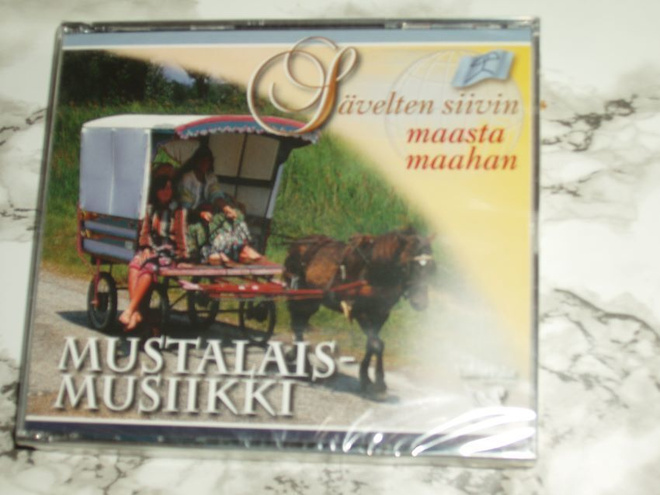 3 X CD Mustalaismusiikkia - Valitut Palat (Uusi)