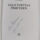 Eva Pasanen : Valo voittaa pimeyden (signeerattu) - pikkukuva 3
