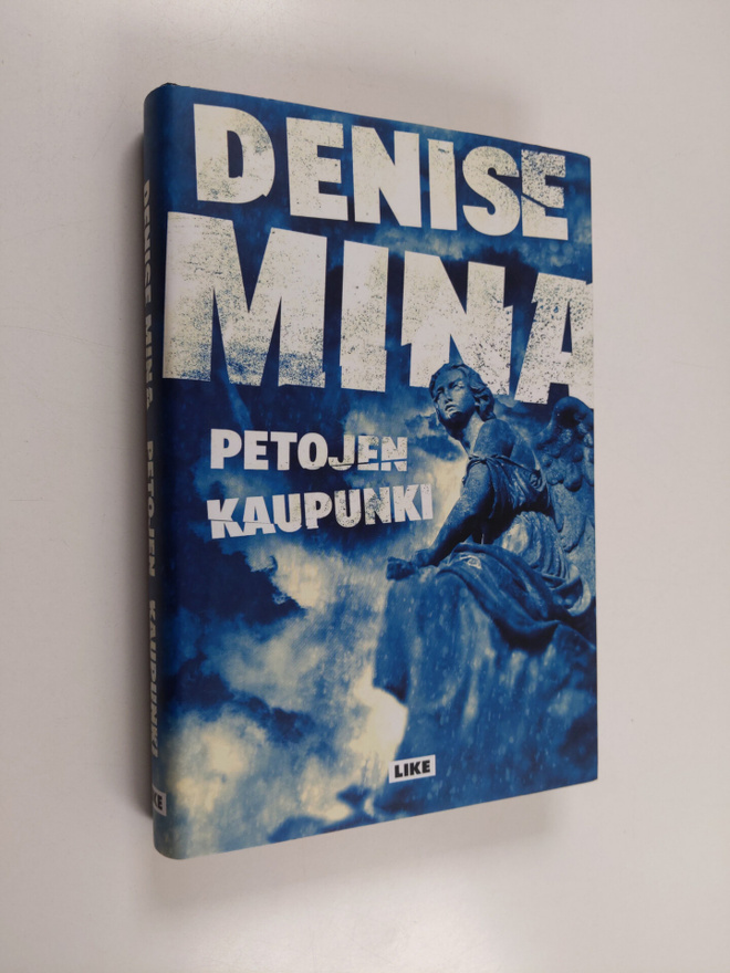 Denise Mina : Petojen kaupunki