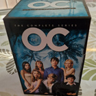 OC - kaudet 1, 2, 3 ja 4 - DVD boxit (Koko sarja) - pikkukuva 1