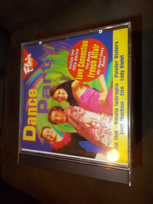 CD DANCE PARTY