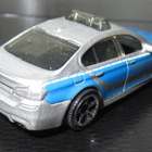 BMW M5 Police Mattel 2014 1:64 Auton Pienoismalli - pikkukuva 5