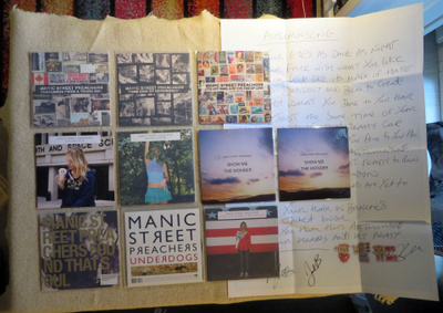 MANIC STREET PREACHERS: 10 x 7" vinyylisinkkua + nimmaroitu