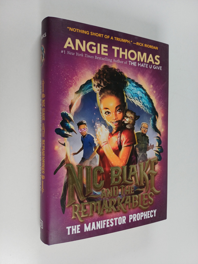 Angie Thomas : Nic Blake and the Remarkables: the Manifes...