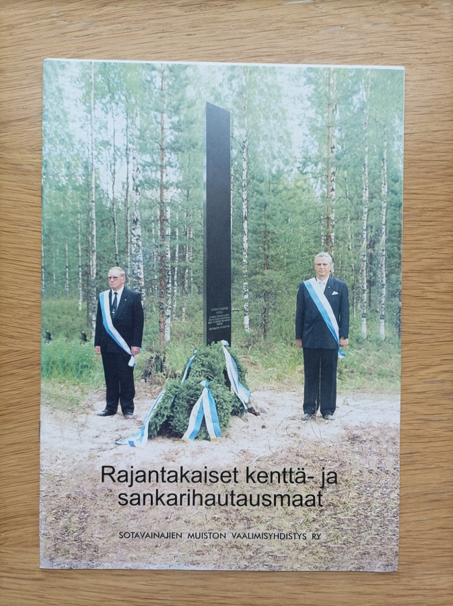 Rajantakaiset kenttä- ja sankarihautausmaat