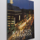 Jörn Donner : Kaupungin sydämessä : kahdeksan tapaa kuvai... - pikkukuva 1