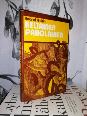 Andrei Anikin - Keltainen paholainen - Kulta ja kapitalismi