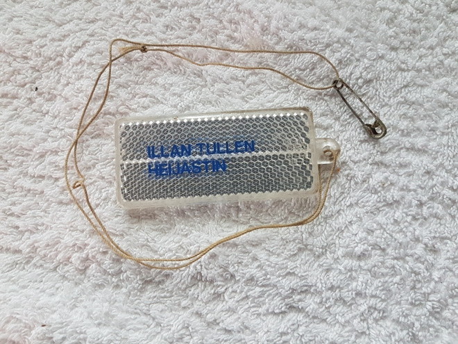 ILLAN TULLEN Heijastin Vintage