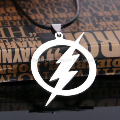 Valitse koru / Batman , Flash , Superman , Ezio , Transform.