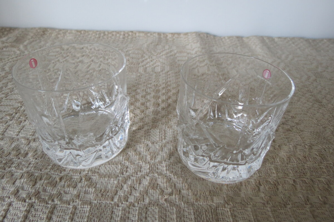 2 KPL IITTALA ROXY JUOMALASI YHT. 4 € + POSTIKULUT
