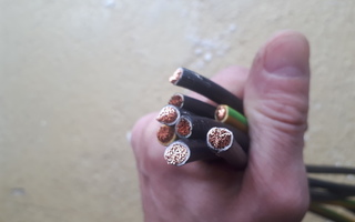 Kuparikaapeli monisäikeinen 16 mm2 noin 58 metriä