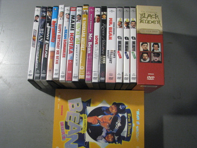 MR. BEAN PAKETTI ( Rowan Atkinson )