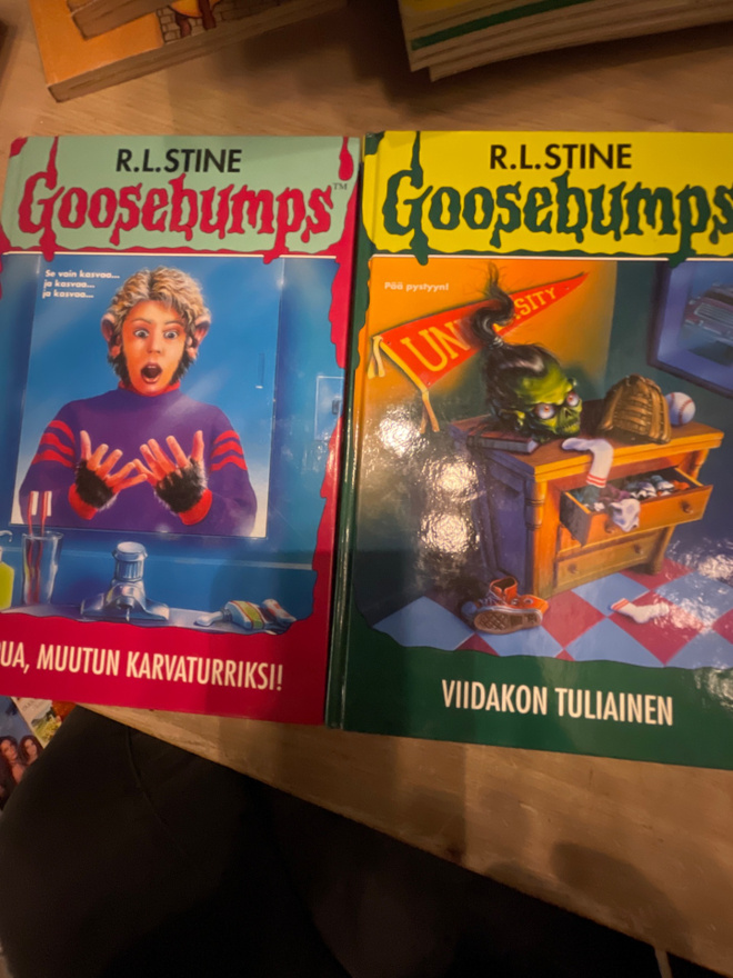 Goosebumps kauhukirjat paketti (4 kpl) KOVAKANTISET