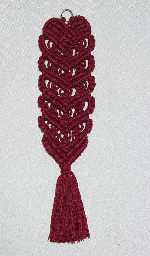 Makramee -seinäkoriste - Sydämet - 9 x 39 cm