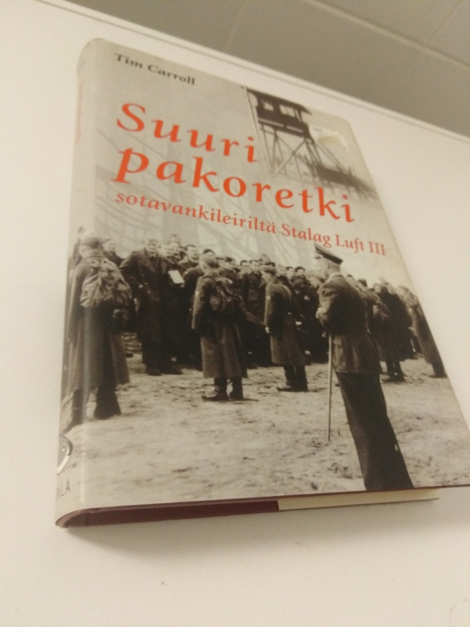 Tim Carroll: Suuri pakoretki sotavankileiriltä Stalag Luft