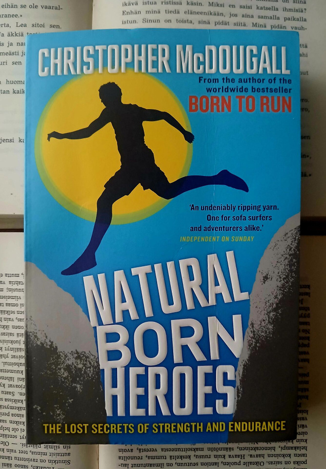 Christopher McDougall - Natural Born Heroes (softcover)