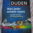 Was jeder wissen muss 100 000 Tatsachen der Allgemeinbildung - pikkukuva 1